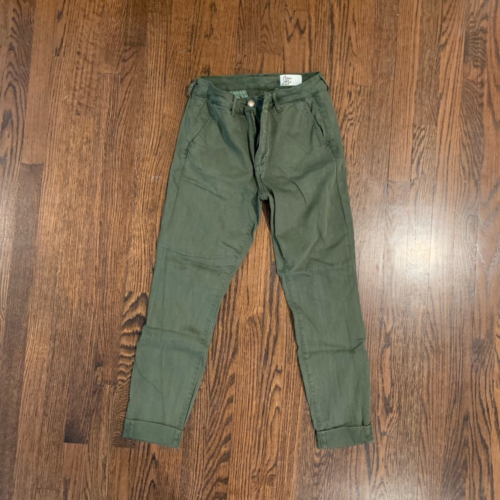 Green khaki pants